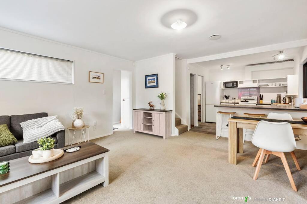 Beachside Retreat Wellington Esterno foto
